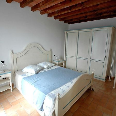 Villaggio Di Mezzo Ortano Rio Marina Phòng bức ảnh