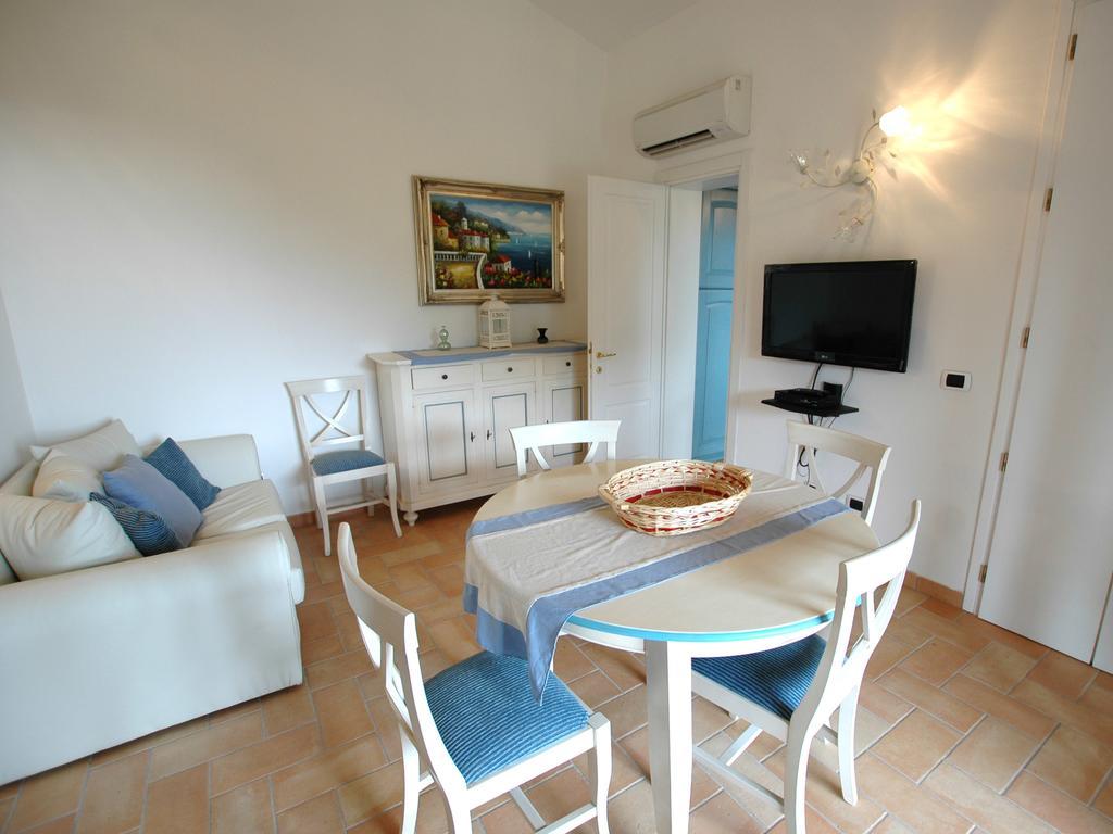 Villaggio Di Mezzo Ortano Rio Marina Phòng bức ảnh