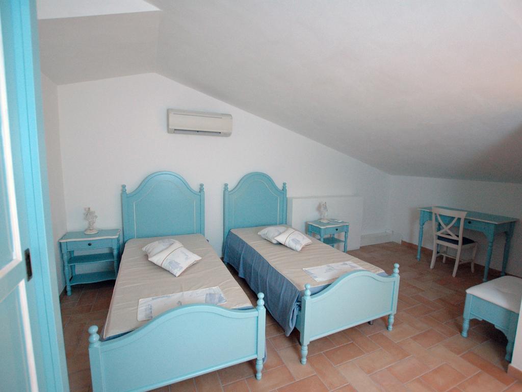 Villaggio Di Mezzo Ortano Rio Marina Phòng bức ảnh